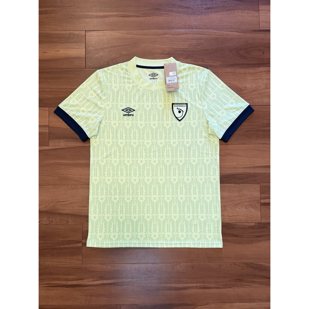 NWT Umbro Guatemala Jersey Soccer Football Authentic Green Men's Size Medium M